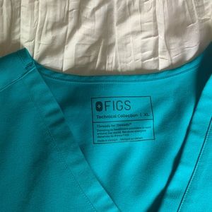 Woman’s FIGS SCRUBS